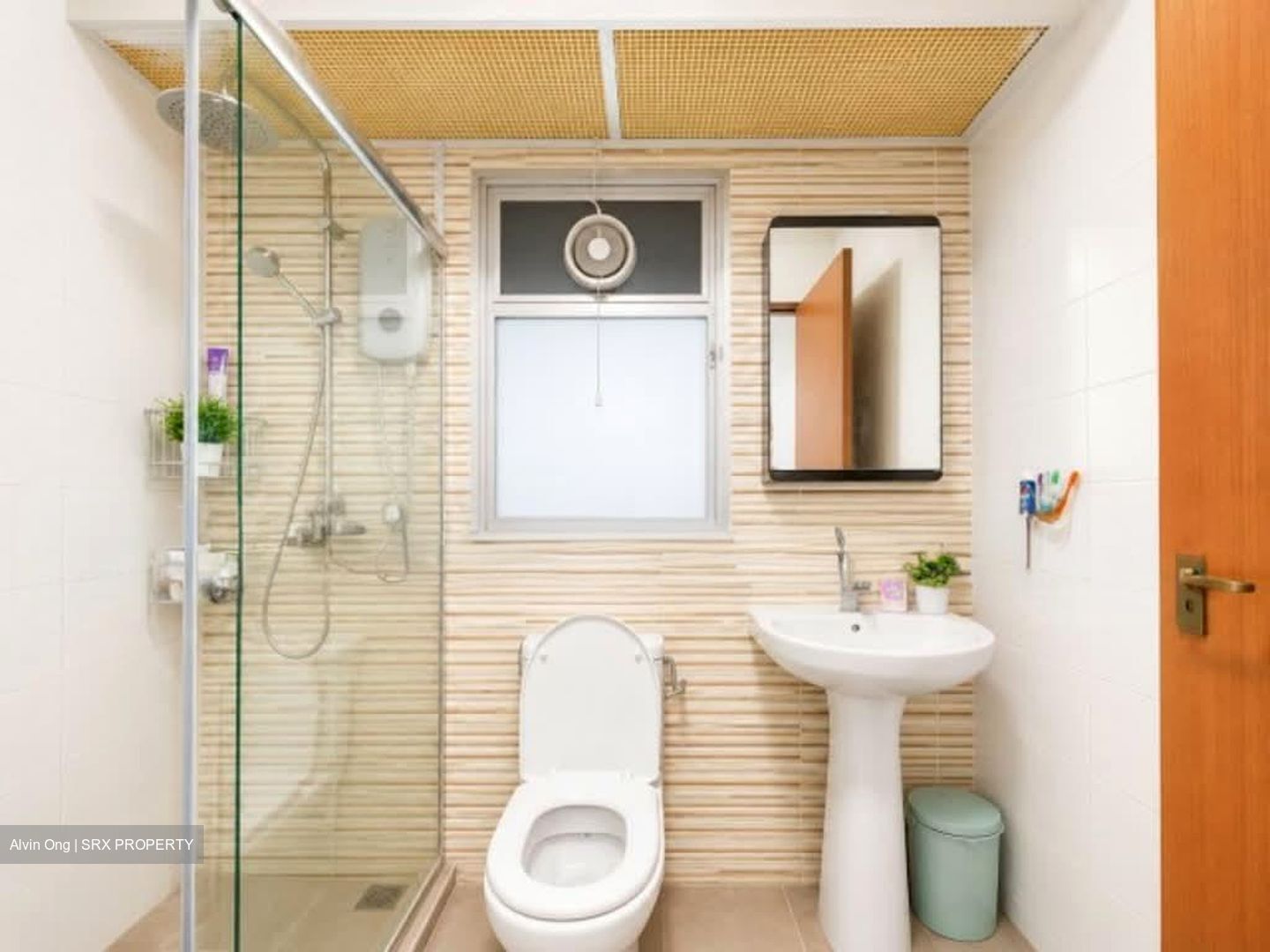 Bukit Batok West Avenue 8 (Bukit Batok),  #557984371